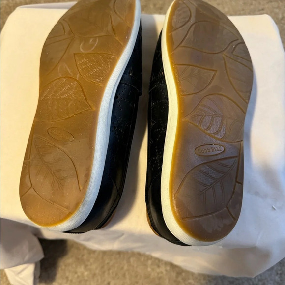 Cobb Hill Womens Bailee Size 5.5 Shoes Black Leather Slip On Comfort Fla… - Picture 6 of 6